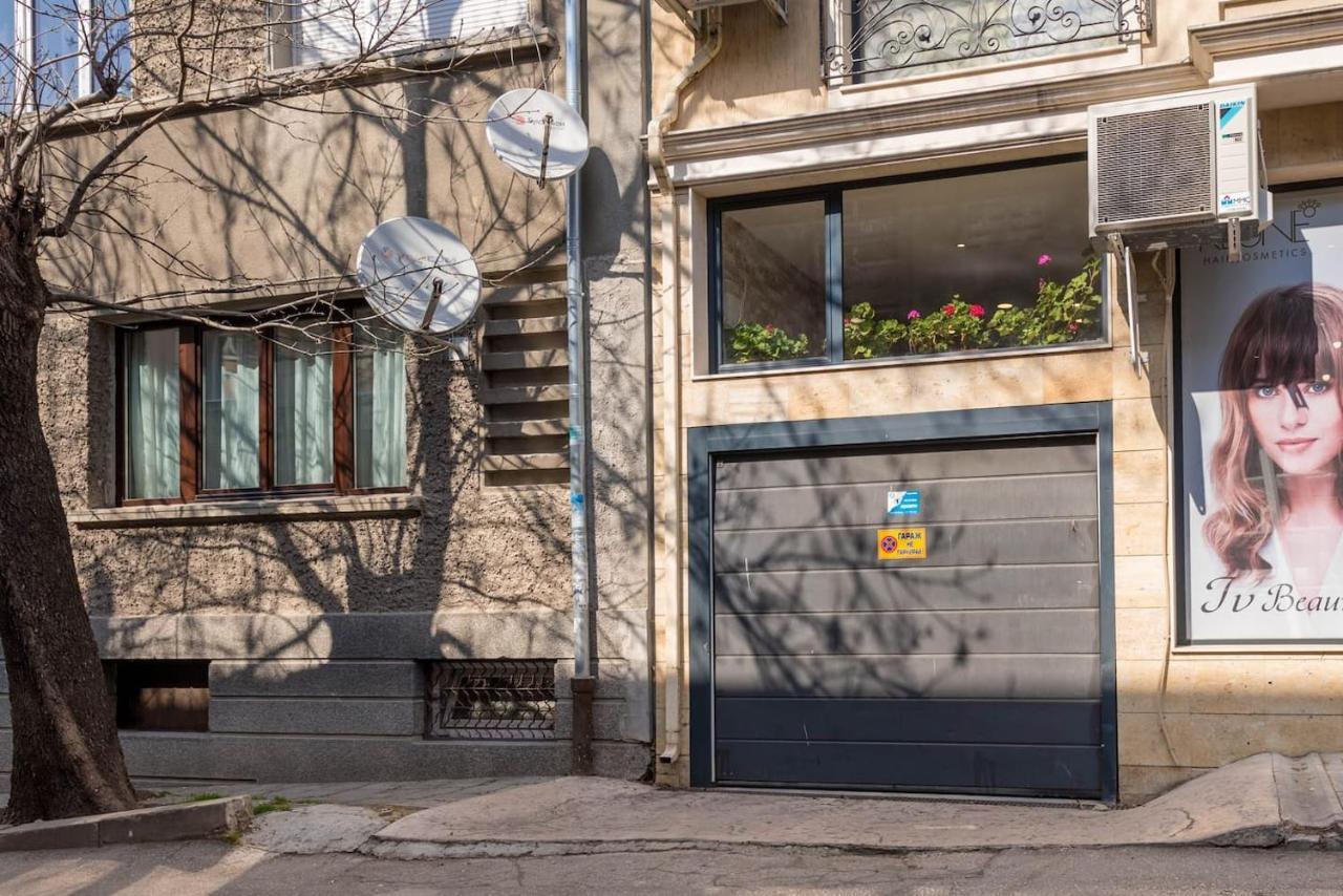 Minimalistic 1Br Flat With A Parking Spot Leilighet Varna Eksteriør bilde